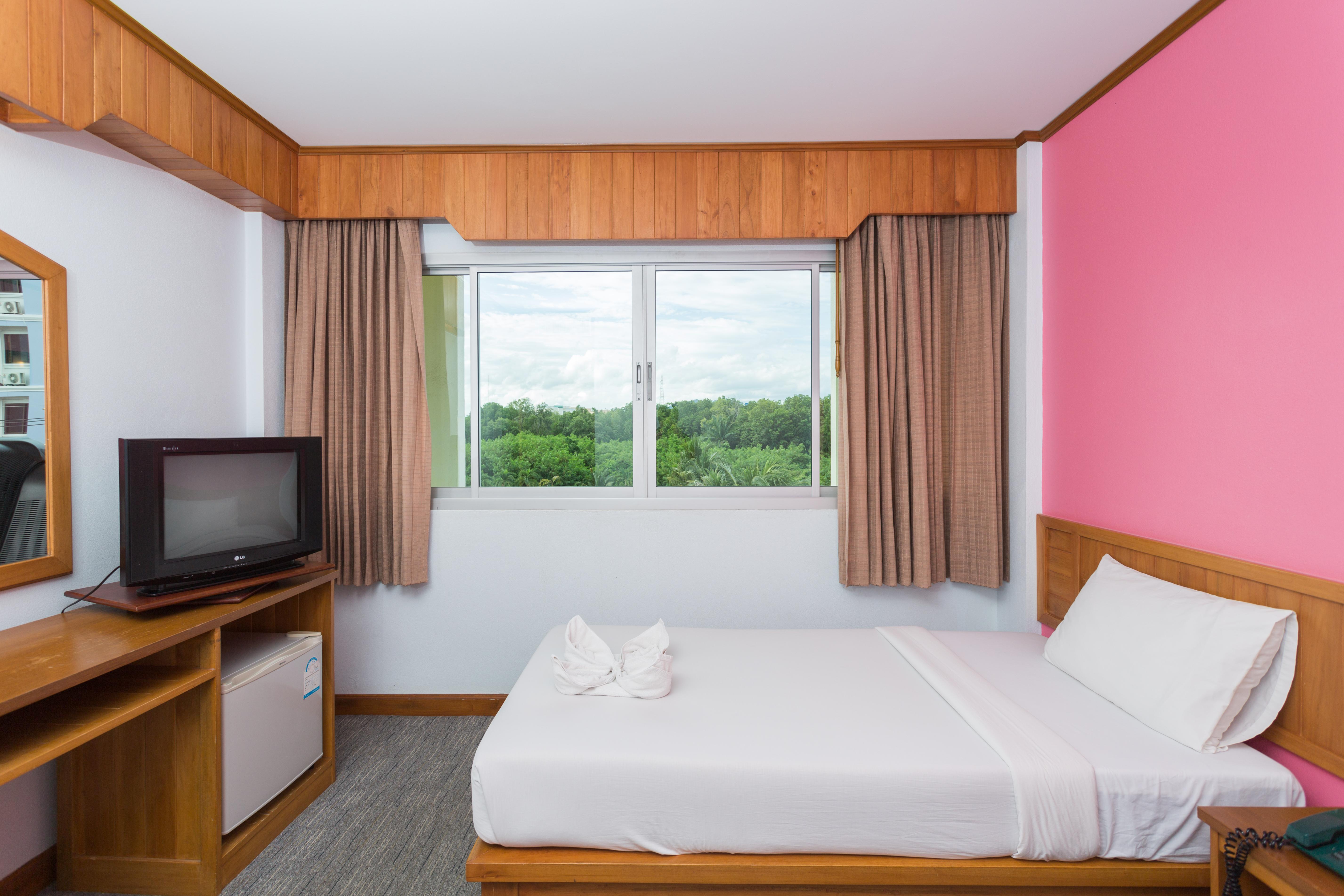 Riverside Hotel Krabi Bagian luar foto