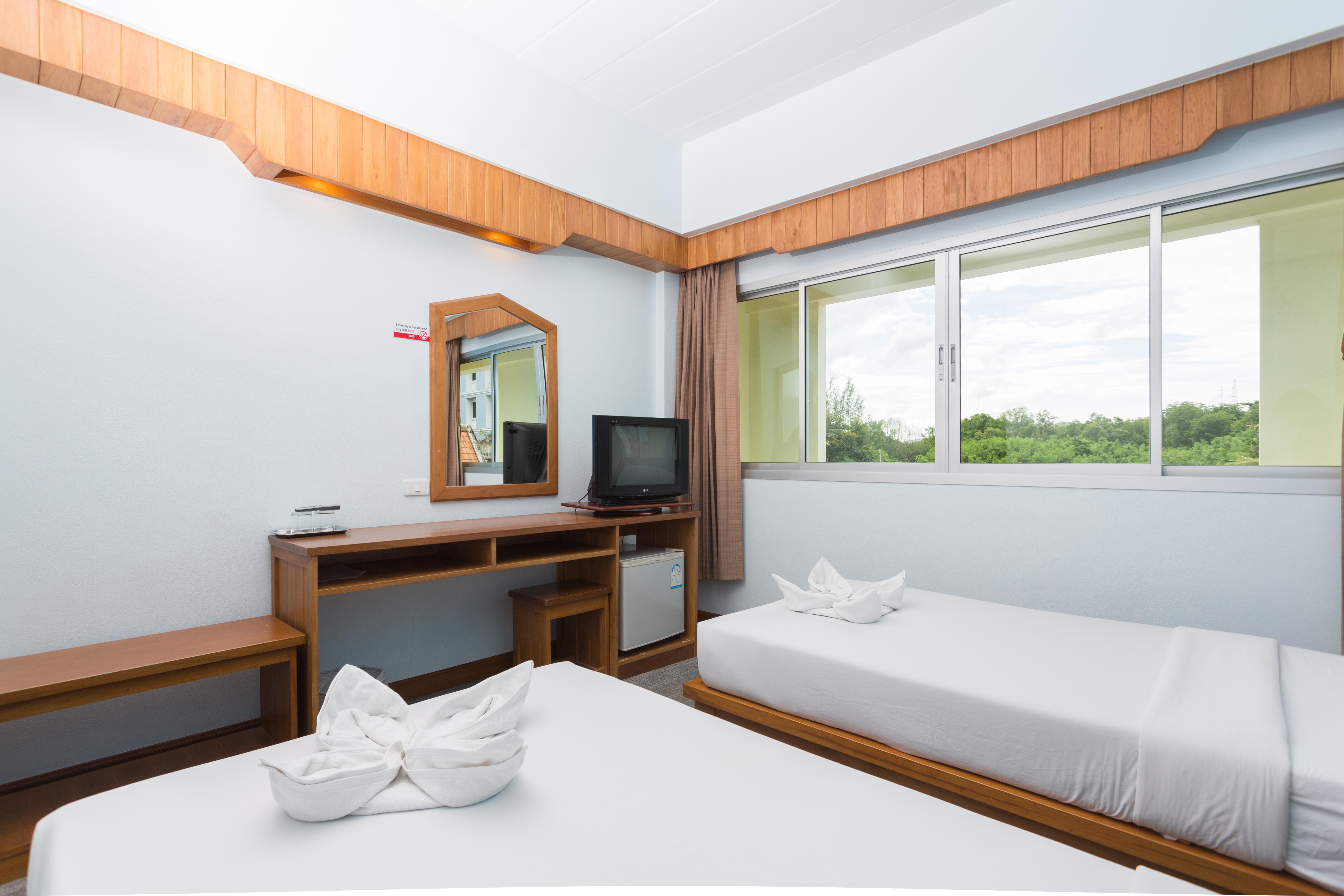 Riverside Hotel Krabi Bagian luar foto