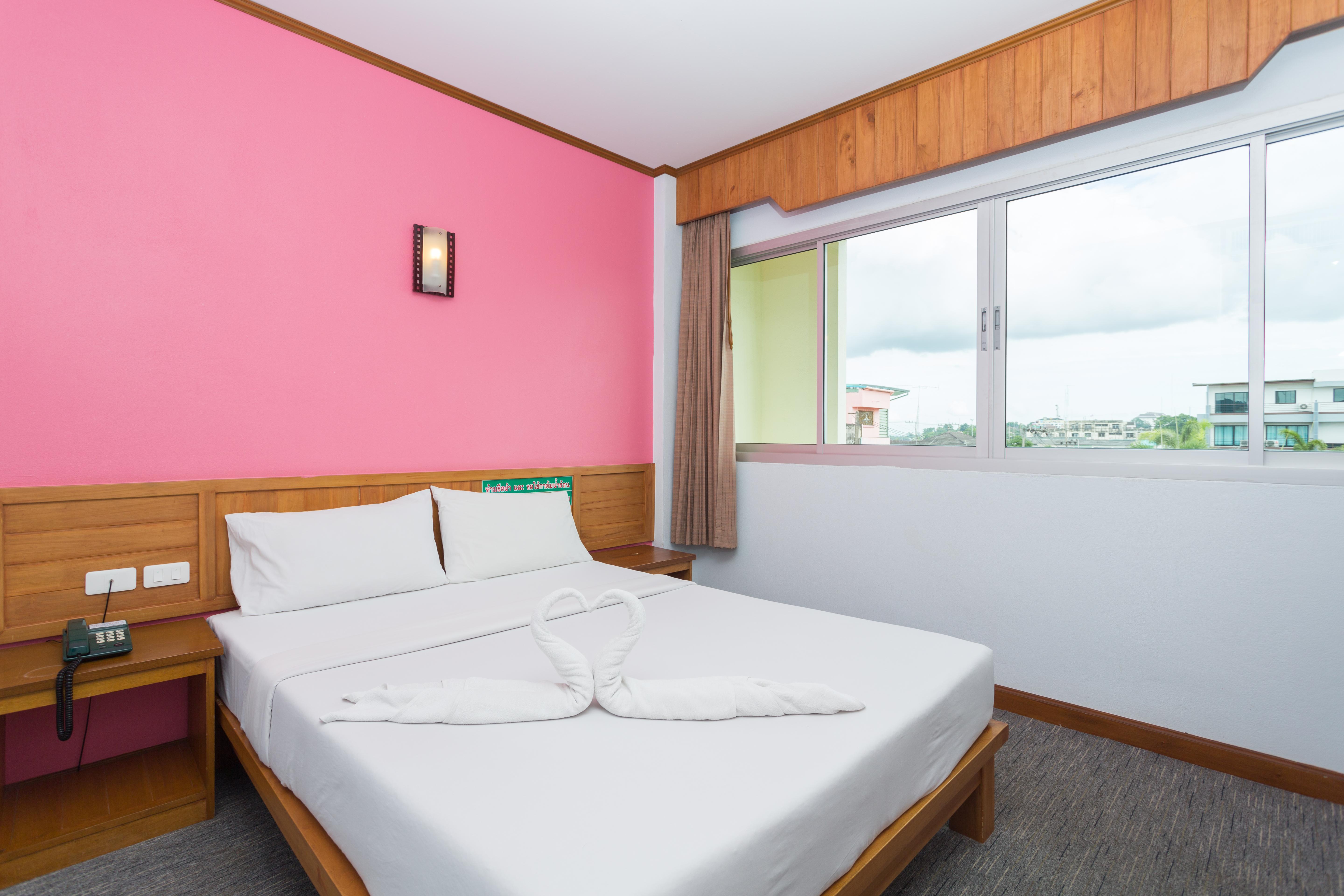 Riverside Hotel Krabi Bagian luar foto