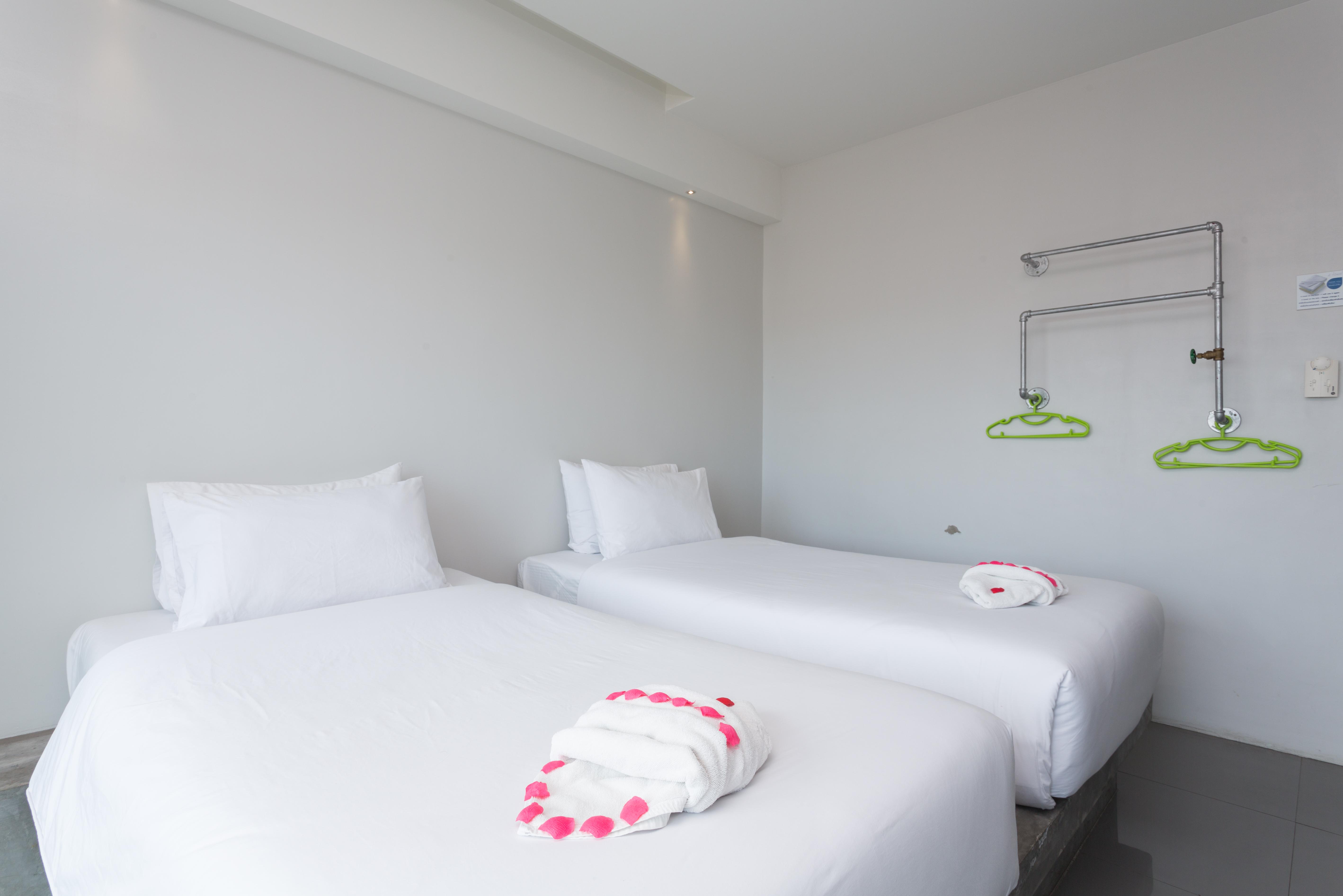 Riverside Hotel Krabi Bagian luar foto