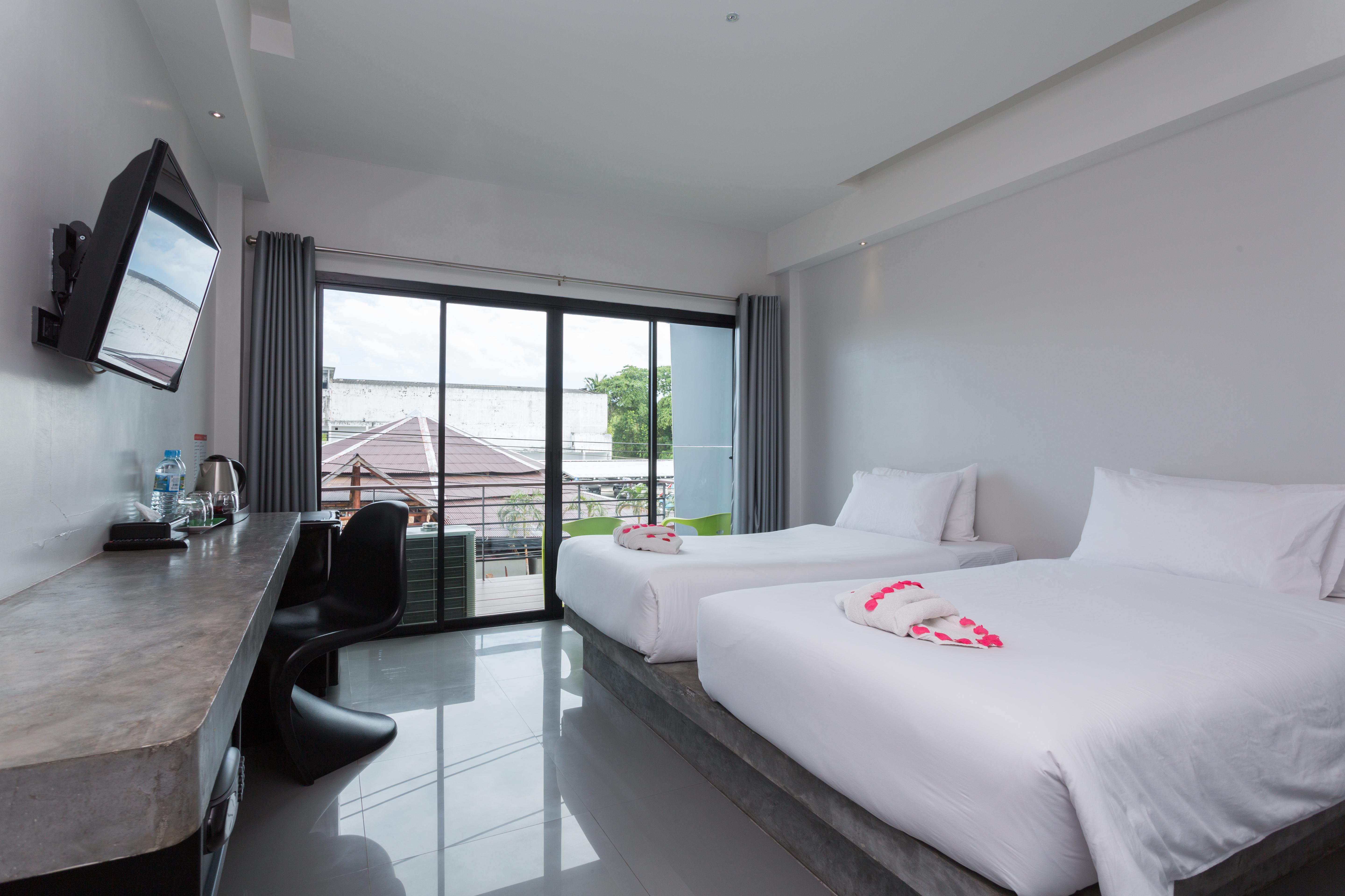 Riverside Hotel Krabi Bagian luar foto