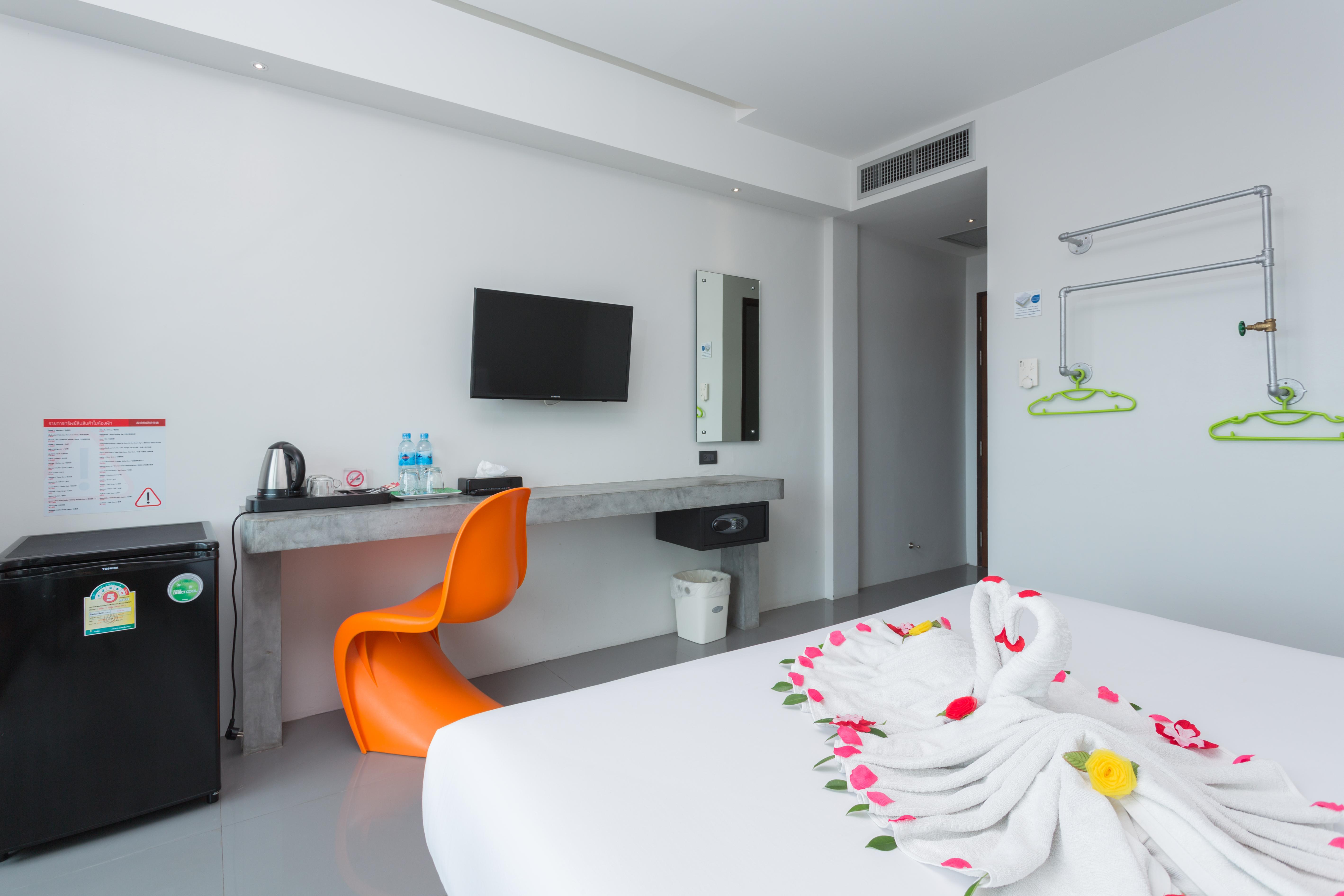 Riverside Hotel Krabi Bagian luar foto