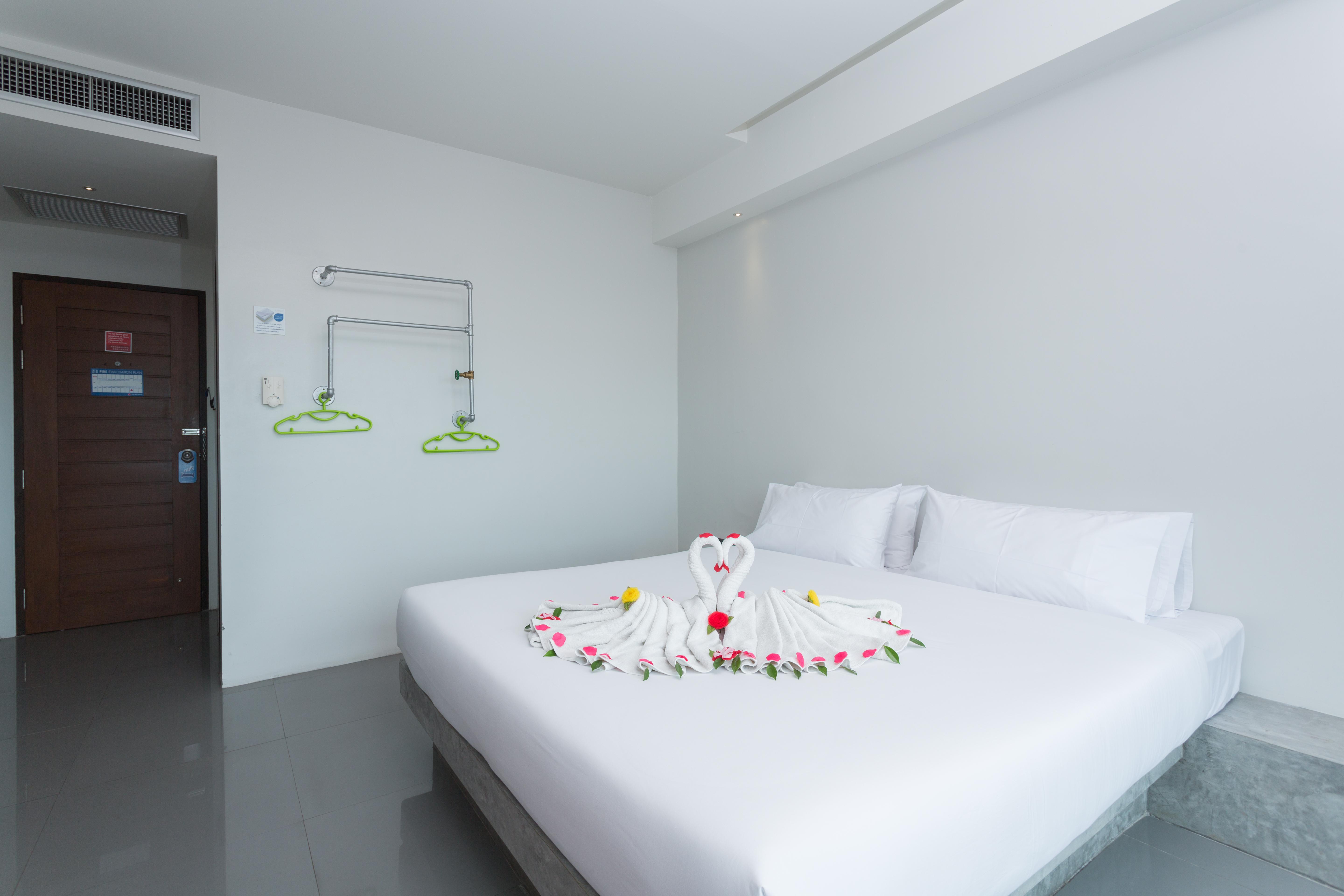 Riverside Hotel Krabi Bagian luar foto