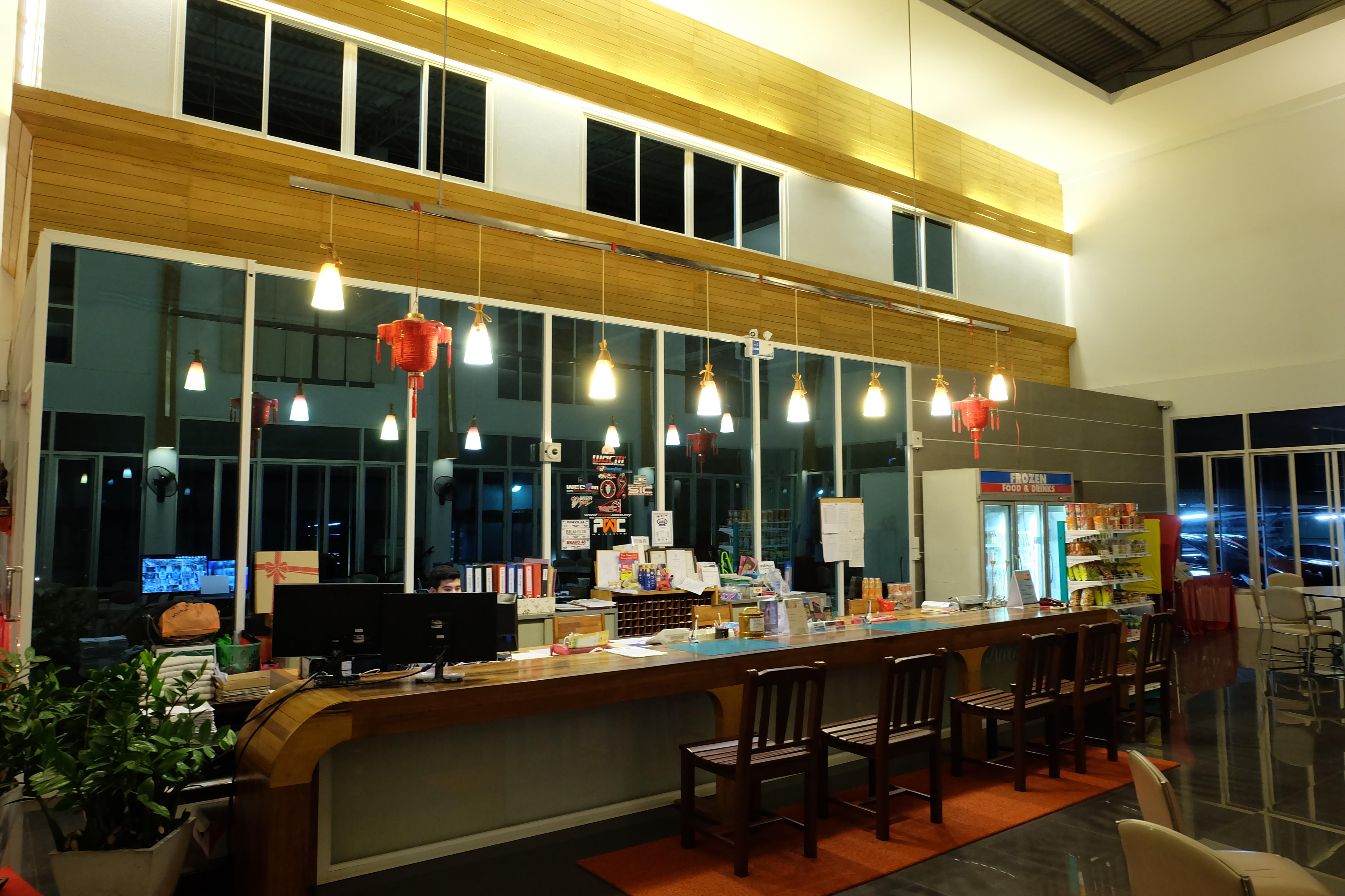 Riverside Hotel Krabi Bagian luar foto