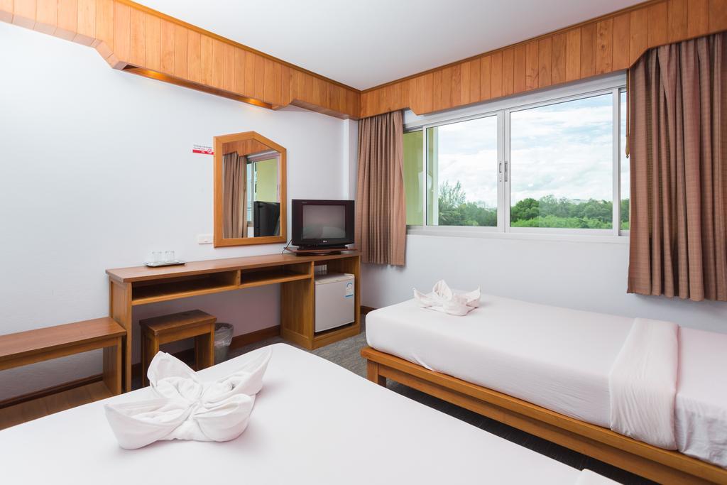 Riverside Hotel Krabi Bagian luar foto